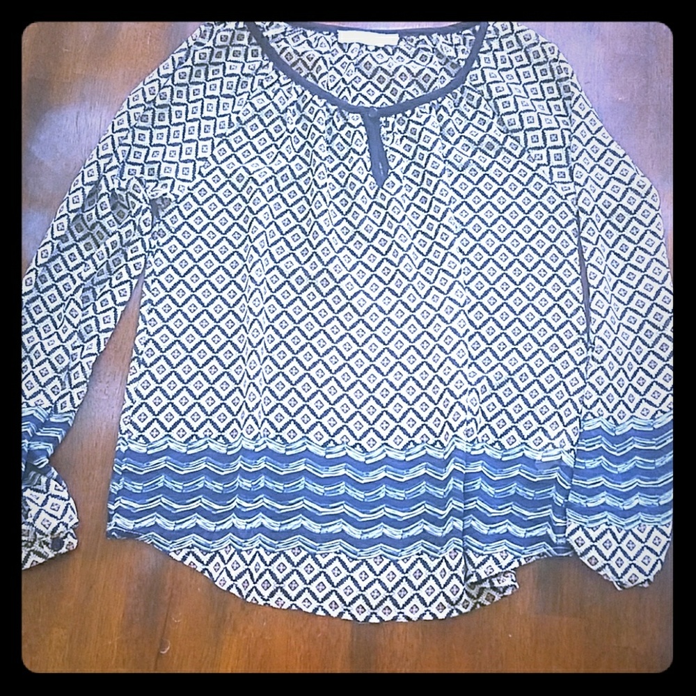 Lush size small top